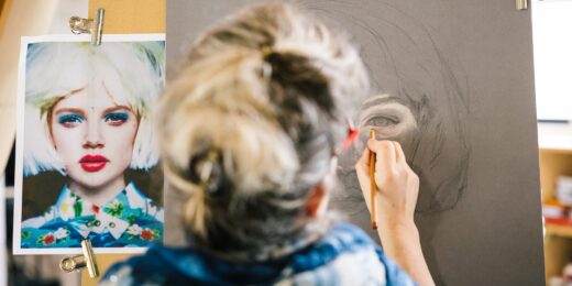 Cours de portrait à Grasse : dessin et peinture